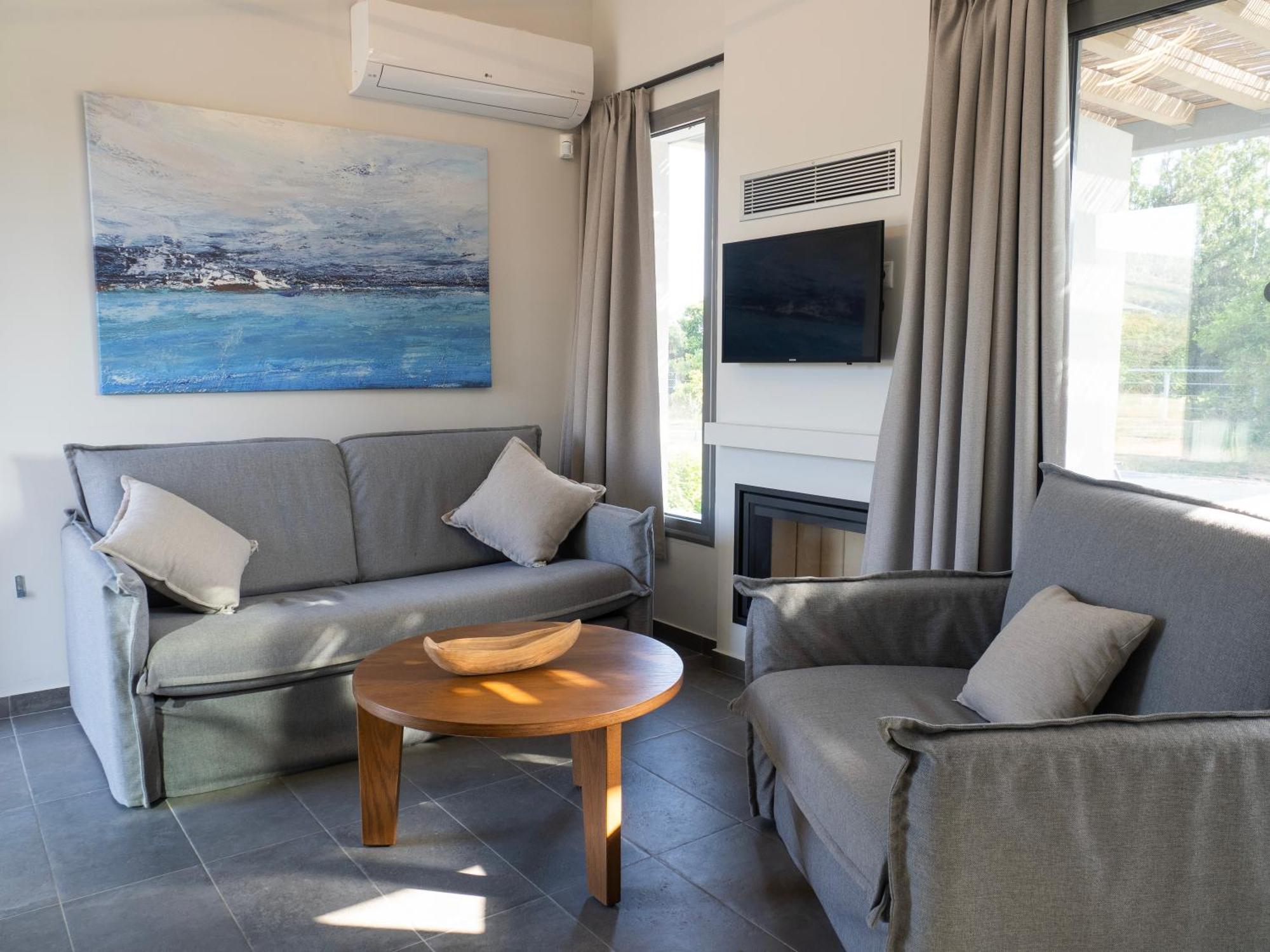 Villa Sea Breeze Mistral 4 Per With Private Pool
